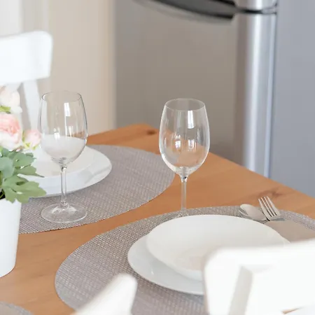 Appartement Sunny With Parking & Garden By Renters Gdańsk